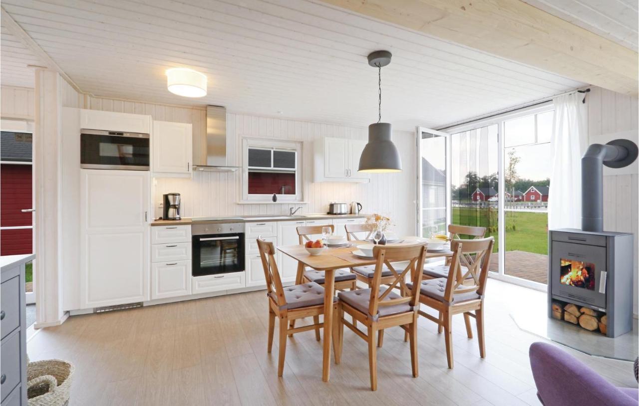 2 Bedroom Lovely Home In Zerpenschleuse ภายนอก รูปภาพ
